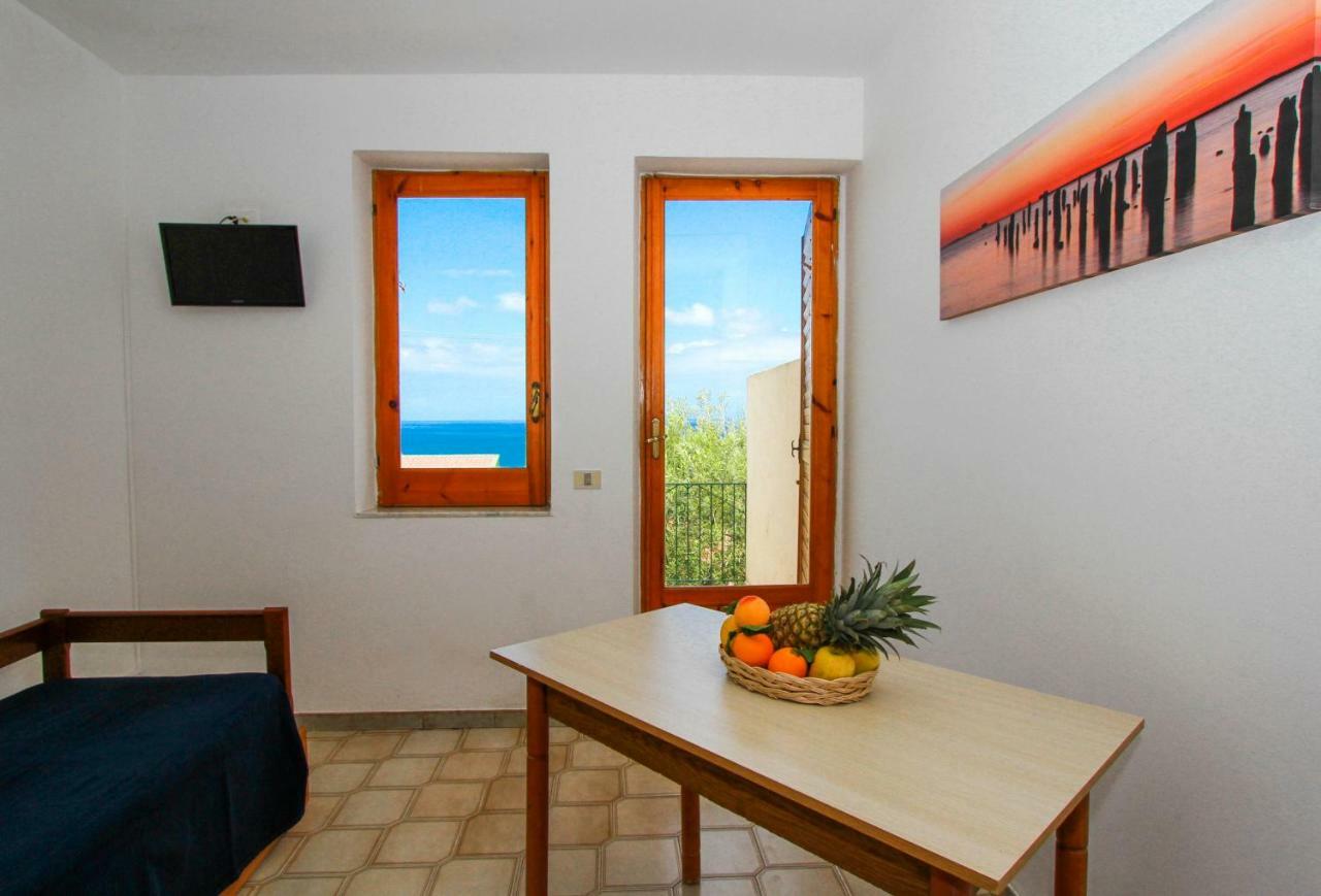 Residence Calava Gioiosa Marea Exterior foto